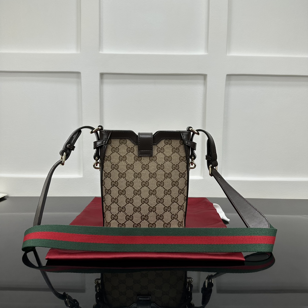 Gucci Satchel Bags